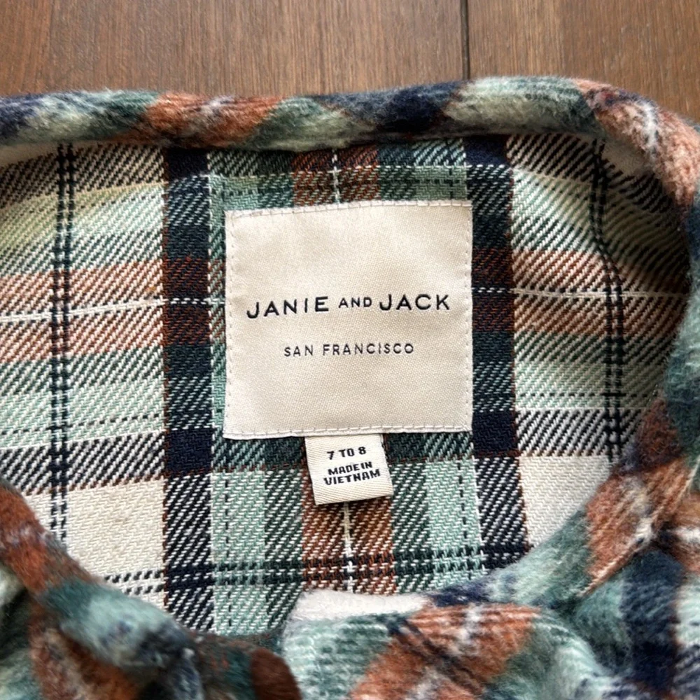 Size 7 to 8 Janie and Jack Plaid Ruffle Cape Poncho